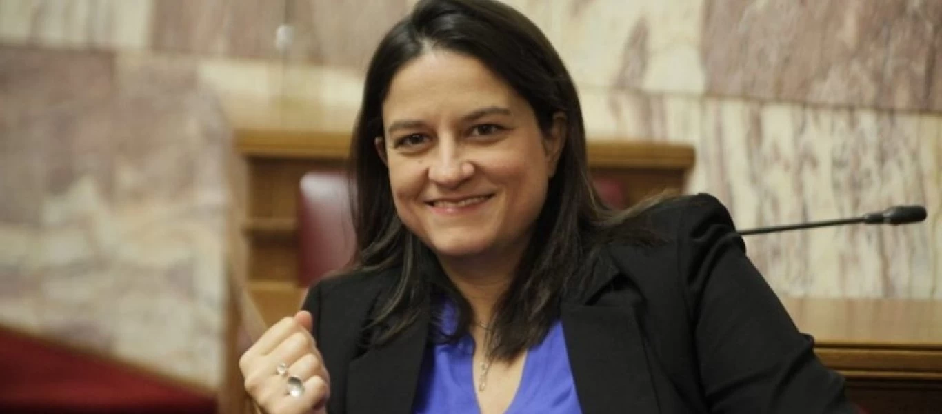 Ν.Κεραμέως: Το συγχαρητήριο μήνυμα στους επιτυχόντες και η προτροπή της σε όσους δεν τα κατάφεραν (βίντεο)